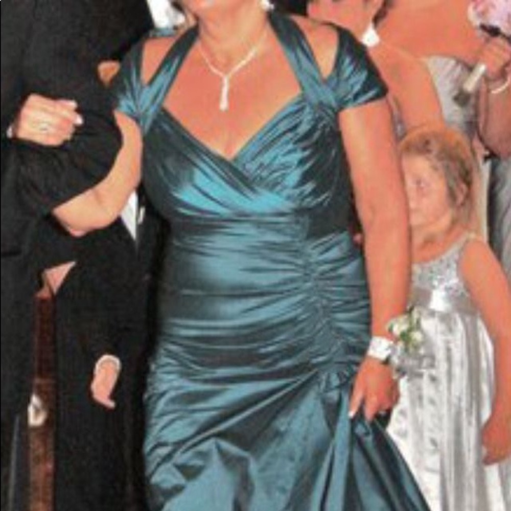 Tadashi Shoji Black Sequin One-Shoulder Formal Dress